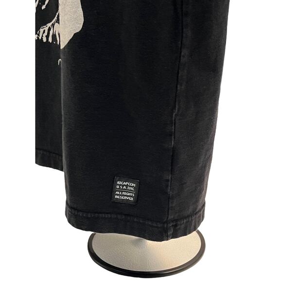 Uniqlo x Capcom UT Street Fighter Akuma Graphic Tee Men’s Medium Black Gamer Tee - Picture 5 of 8